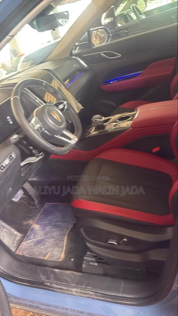 New Hongqi E-HS3 2023 Gray