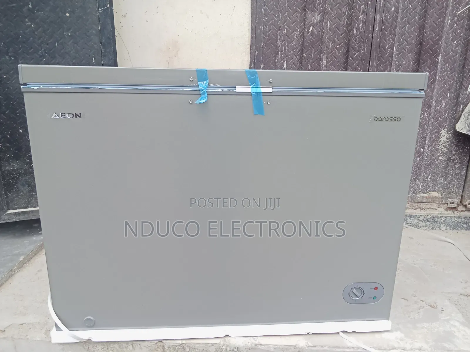 The Original AEON Chest Freezer 300Litr