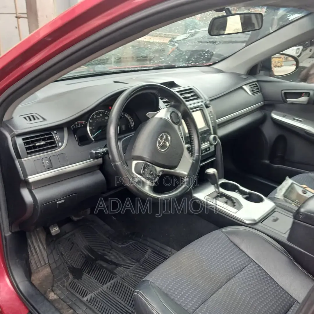 Toyota Camry 2014 Red