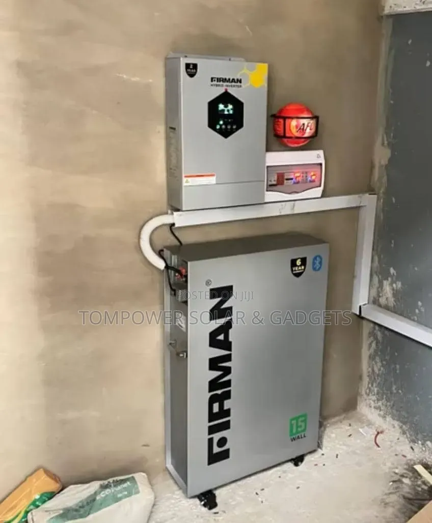 Installation of 15kwh Lithium Battery/5Kva Inverter/6 Big Solar Panels