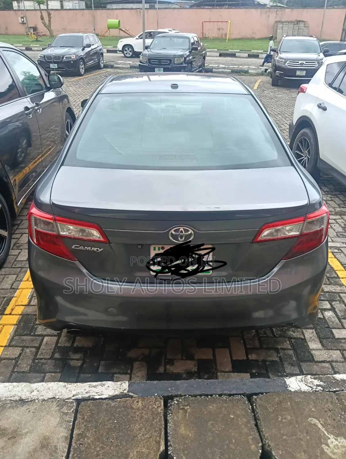 Toyota Camry 2013 Gray