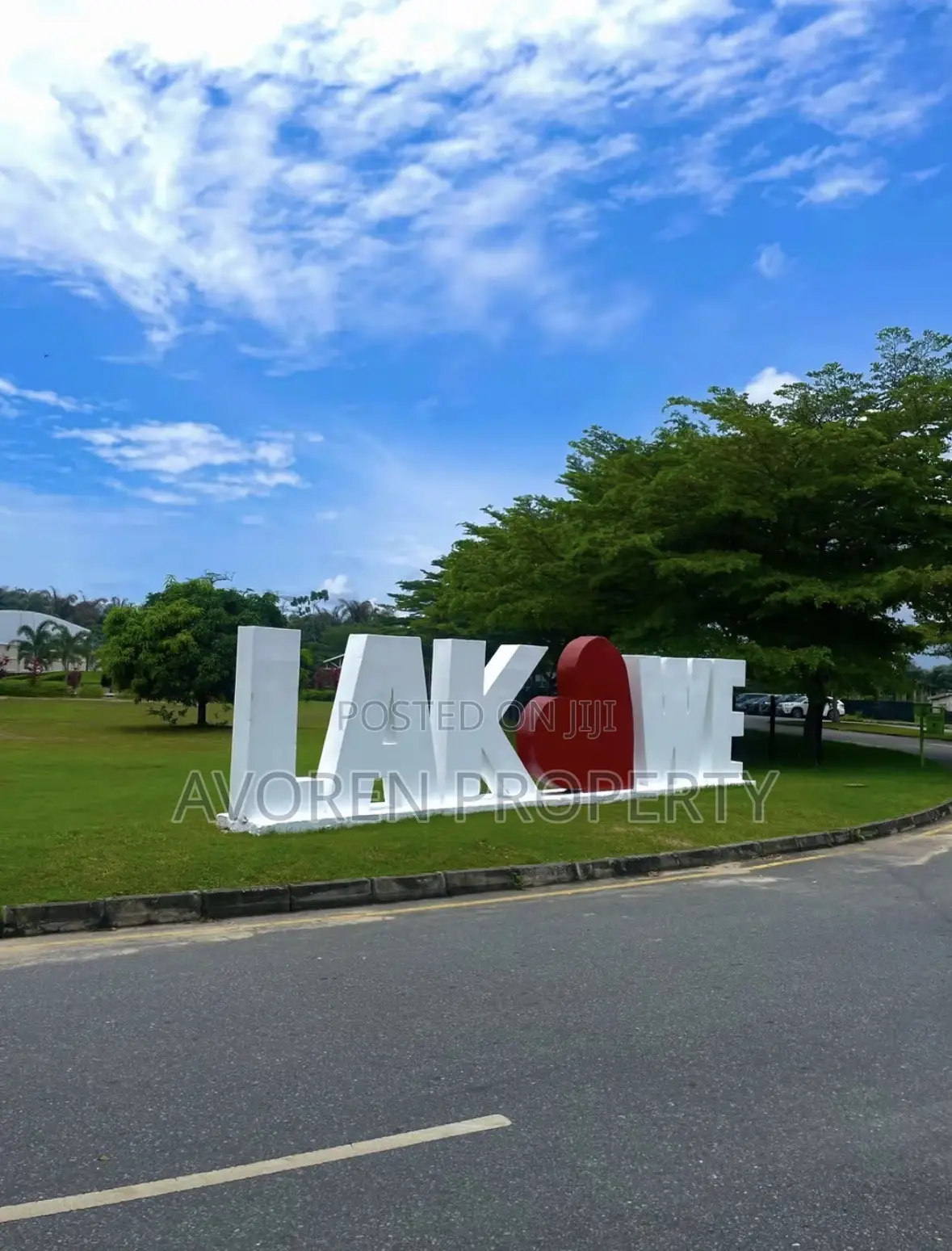 Lakeside 3 Bedroom Apartment With Nature View