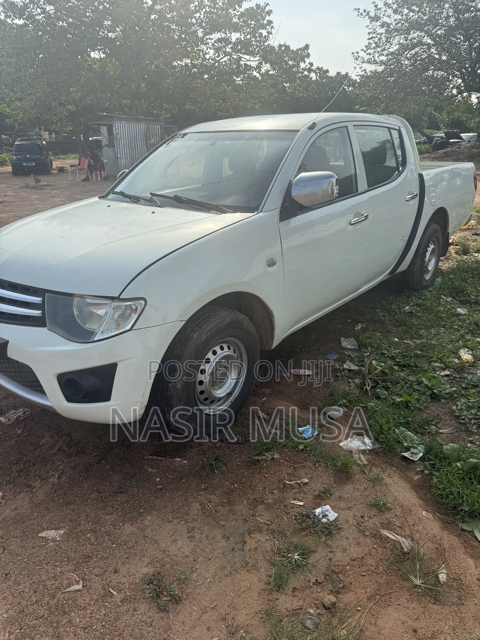 Mitsubishi L200 2012 White
