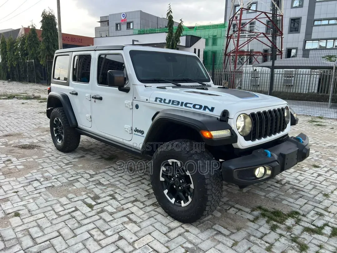 Jeep Wrangler 2024 White
