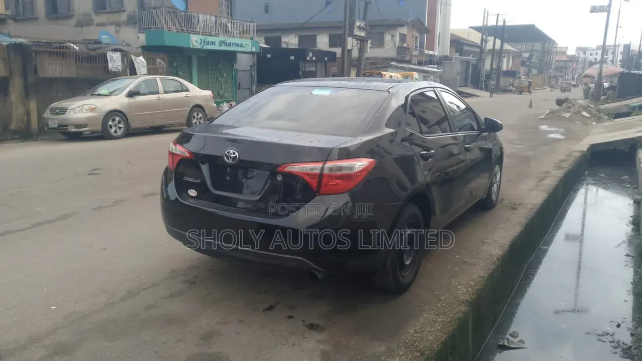 Toyota Corolla 2014 Gray