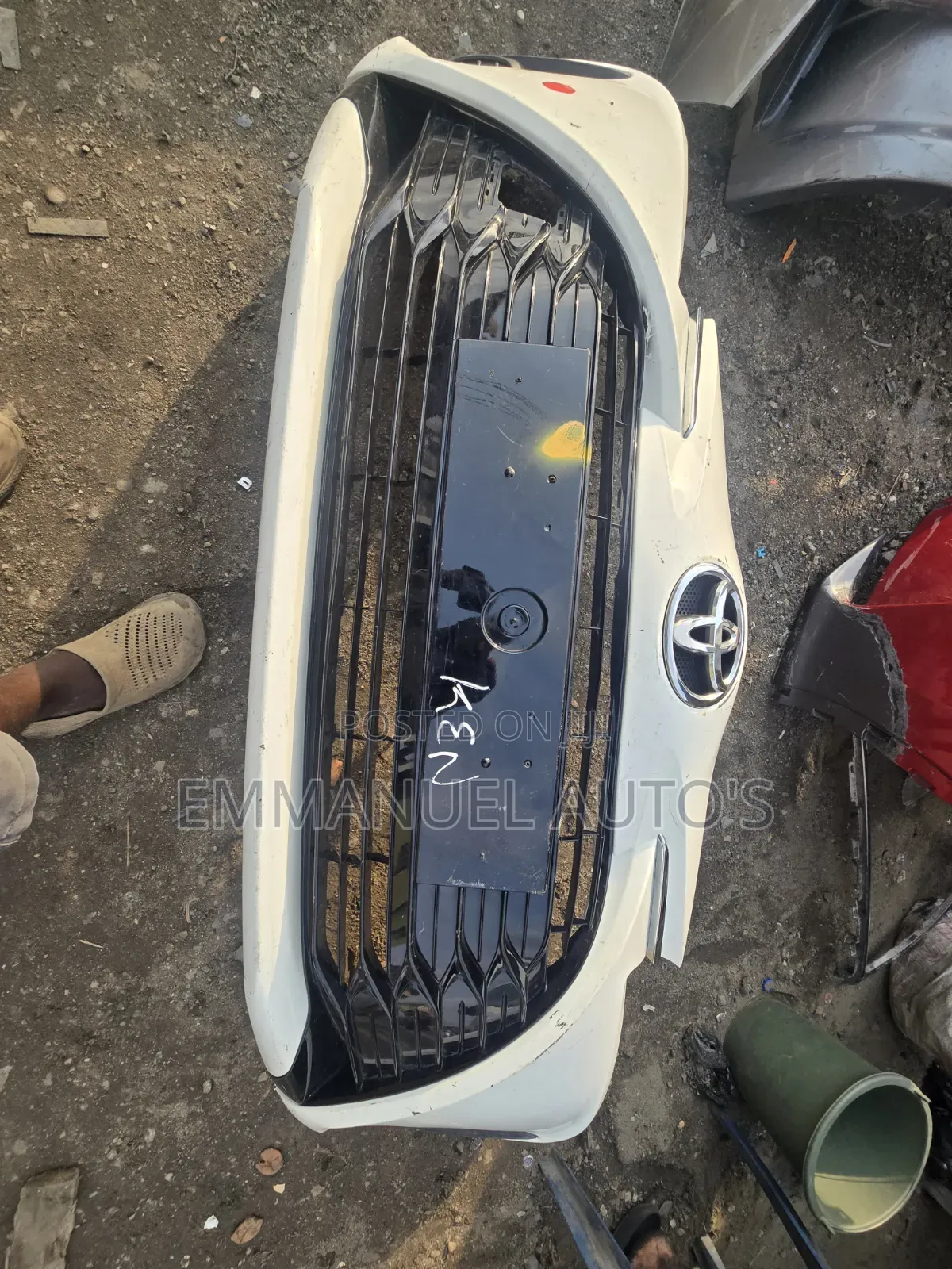 Yaris 2019 Bumper Hatchback