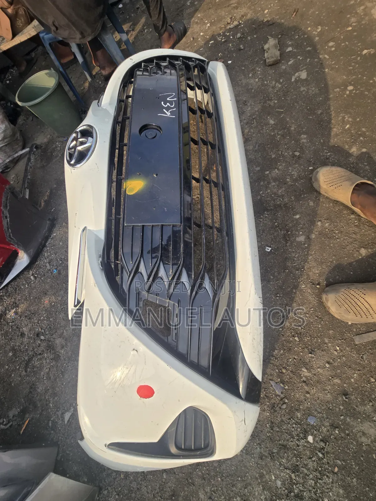 Yaris 2019 Bumper Hatchback