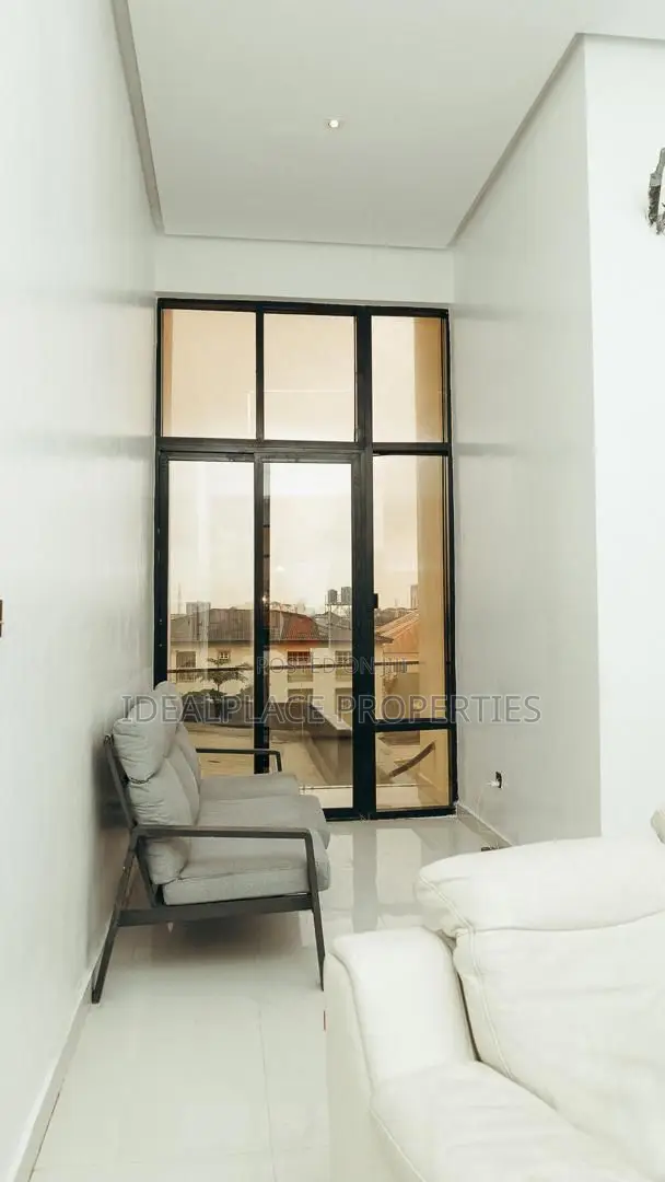 Furnished 3bdrm Apartment in Lekki Phase 1 for rent