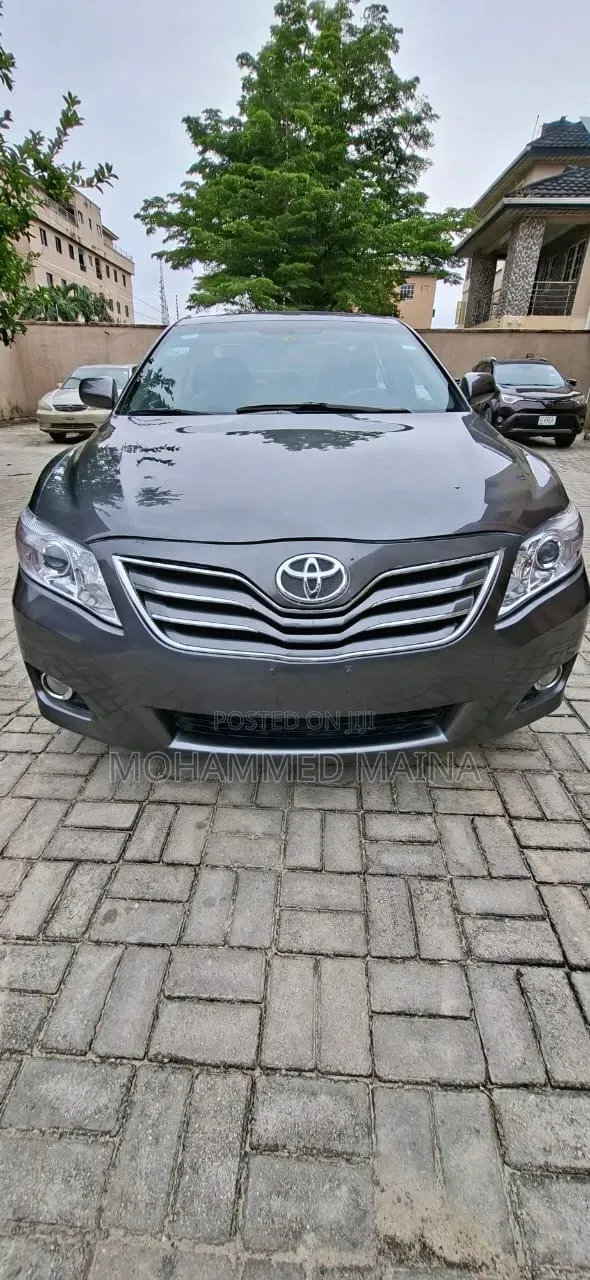 Toyota Camry 2008 Gray