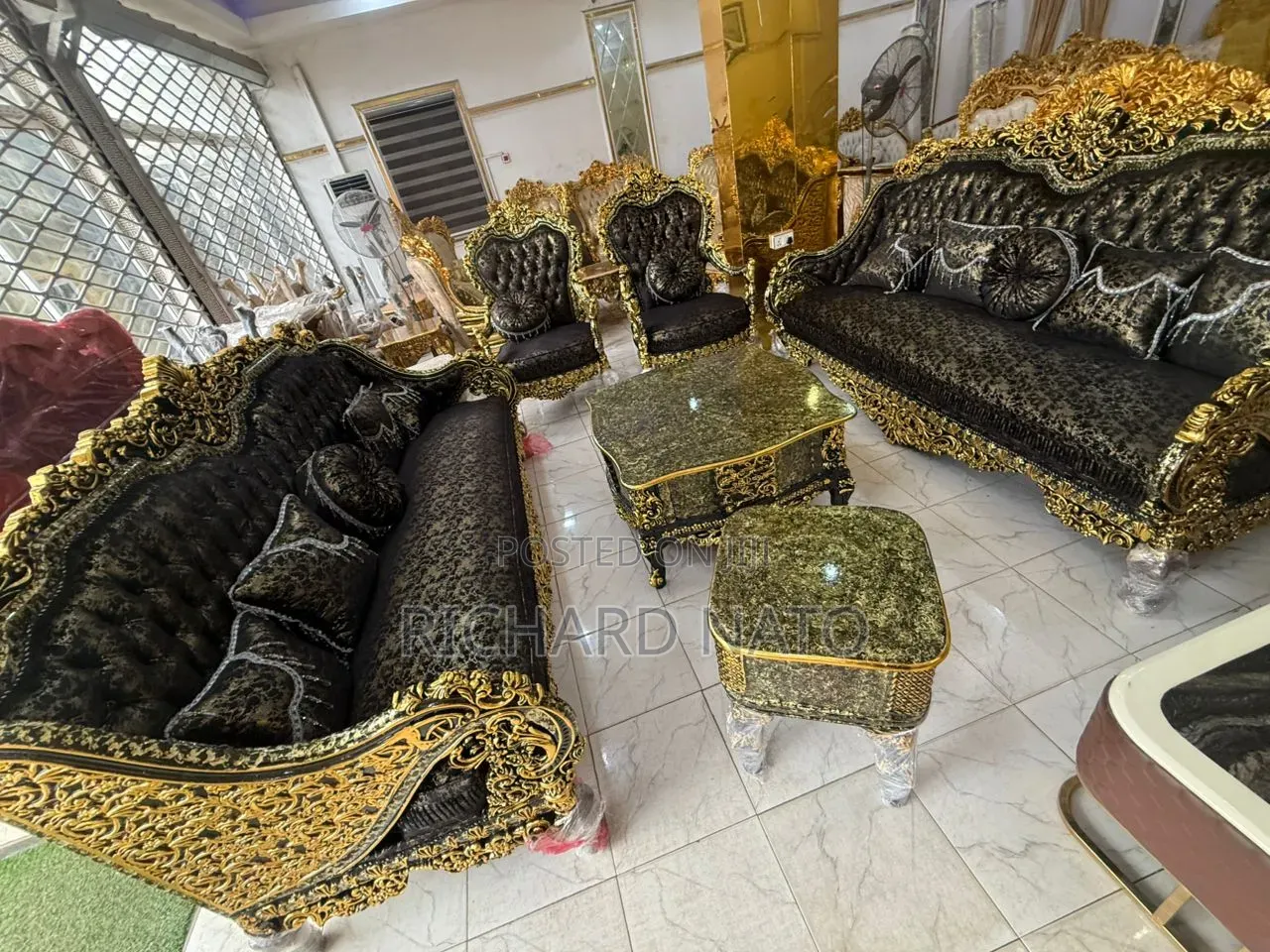 Class in Top Sofa