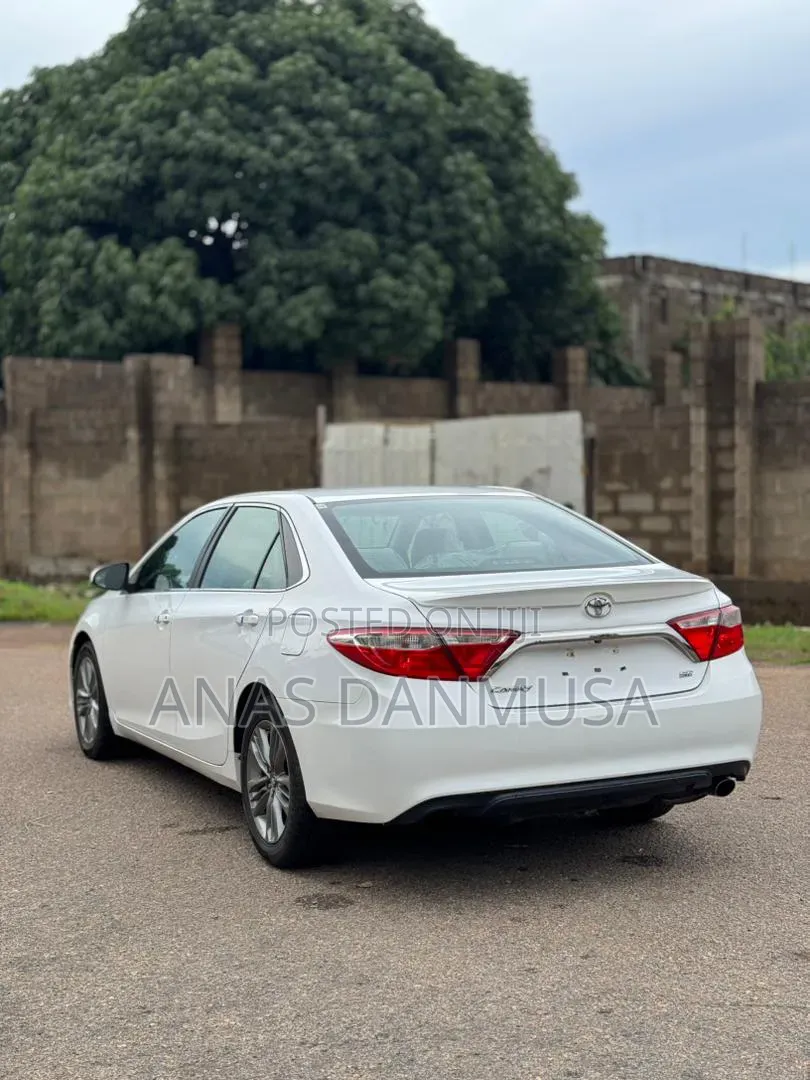 Toyota Camry 2016 White