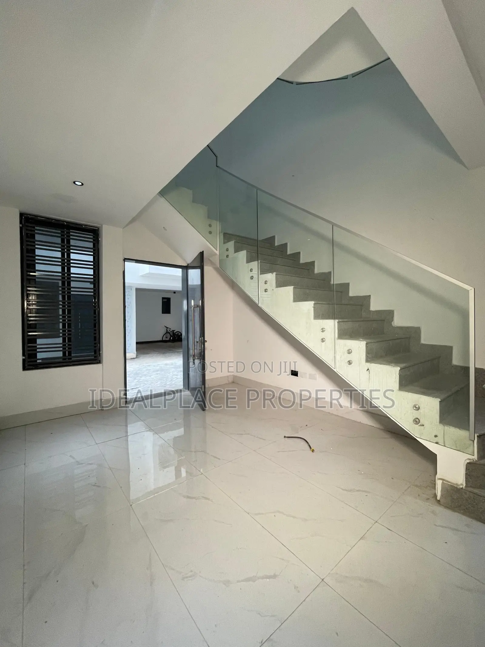 4bdrm Townhouse/Terrace in Ikoyi for sale