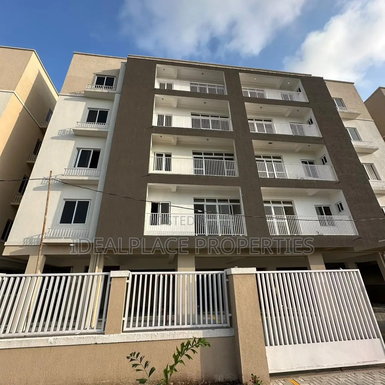 2bdrm Apartment in Osapa london for sale