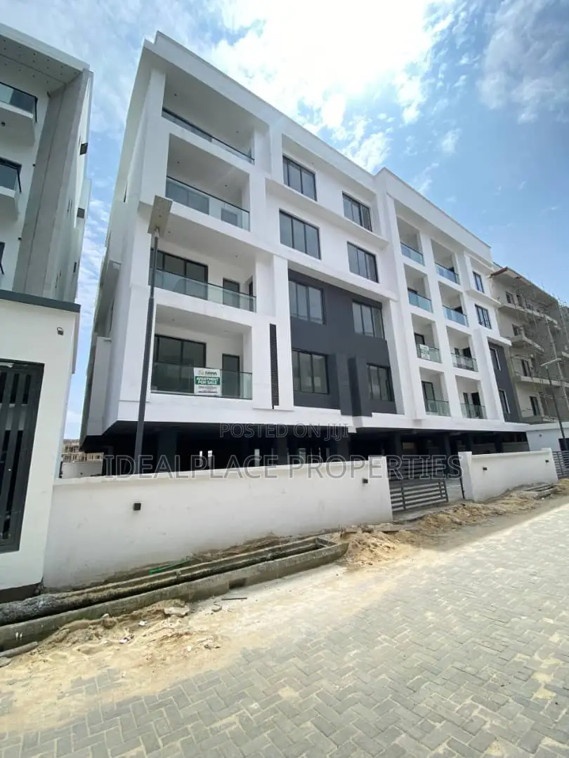 2bdrm Apartment in Lekki Phase 1 for sale