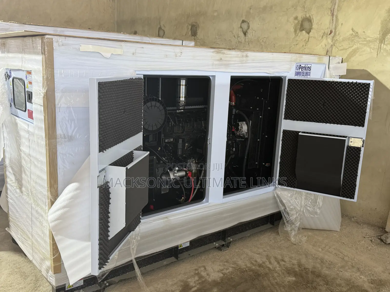 250kva Sp Perkins Soundproof Diesel Generator With Warranty