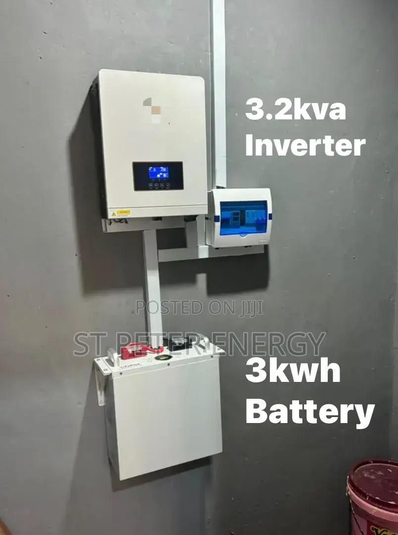 ☀ 3.2kva Yingfa Inverter + 3kw Luxwatt Battery + 2×585w Solar Panels
