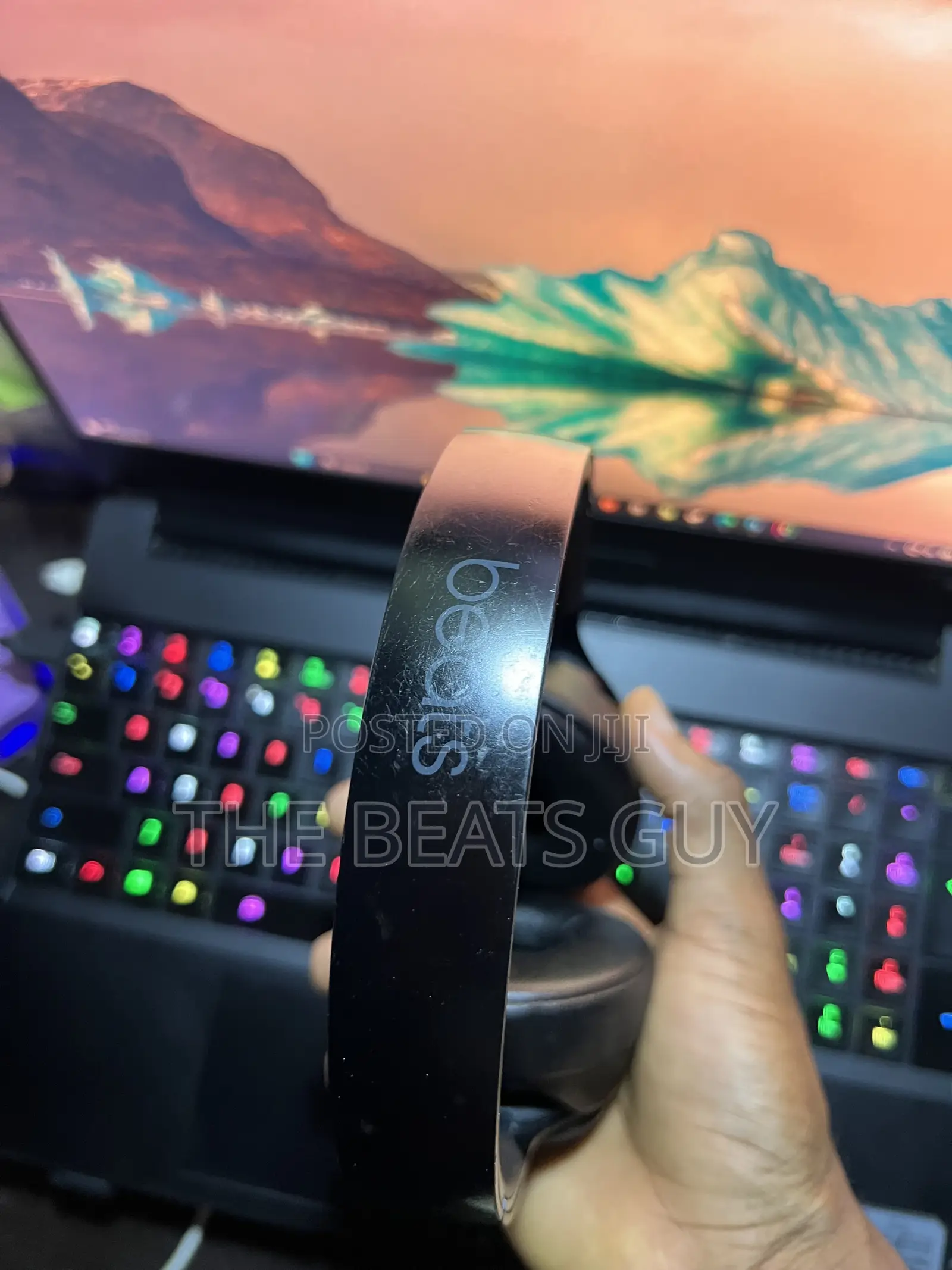 Apple Beats Solo Pro