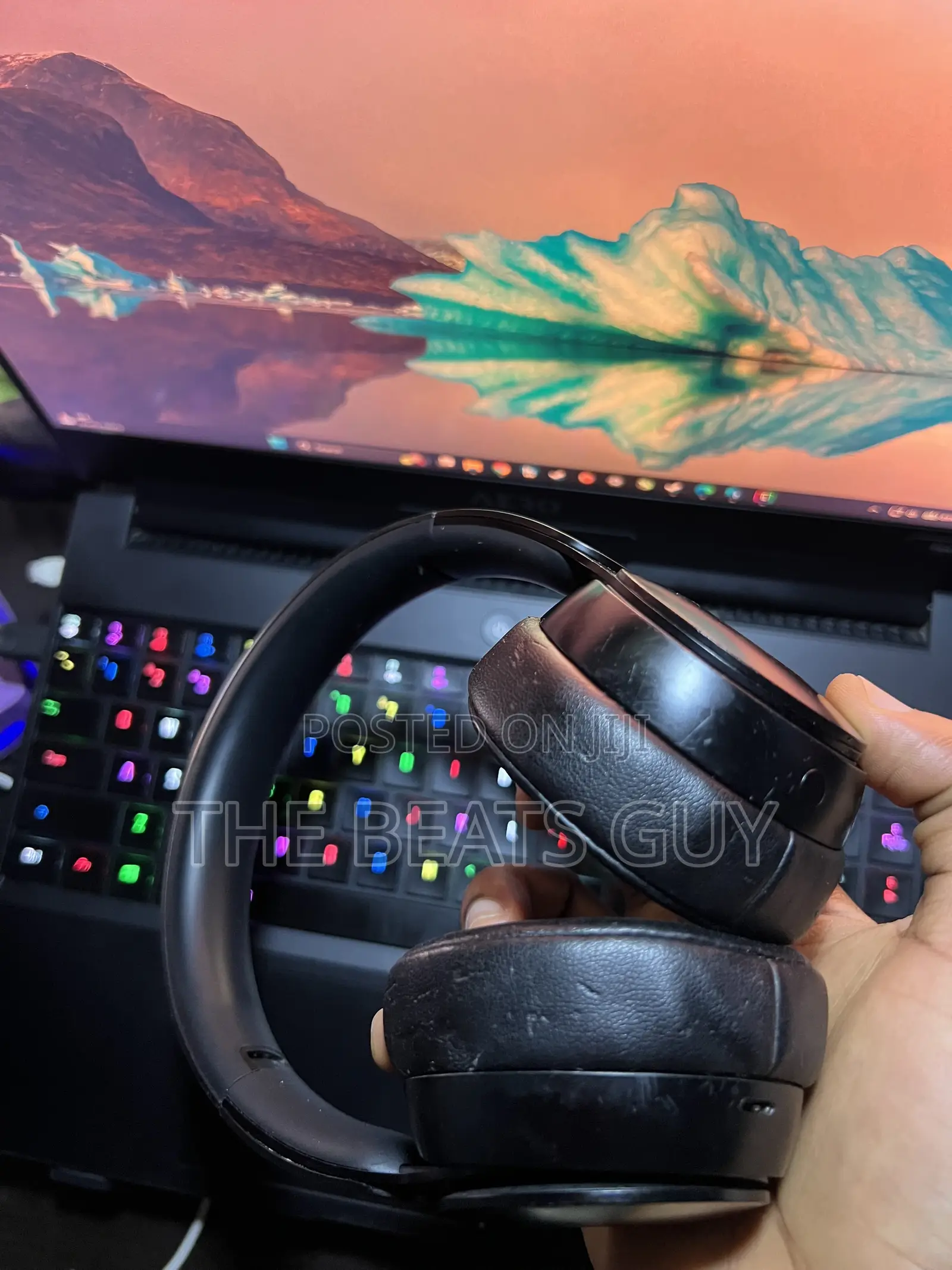 Apple Beats Solo Pro