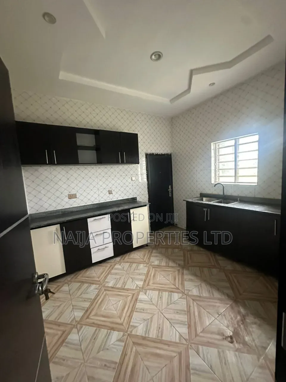 2bdrm Apartment in Ogidan, Sangotedo for rent