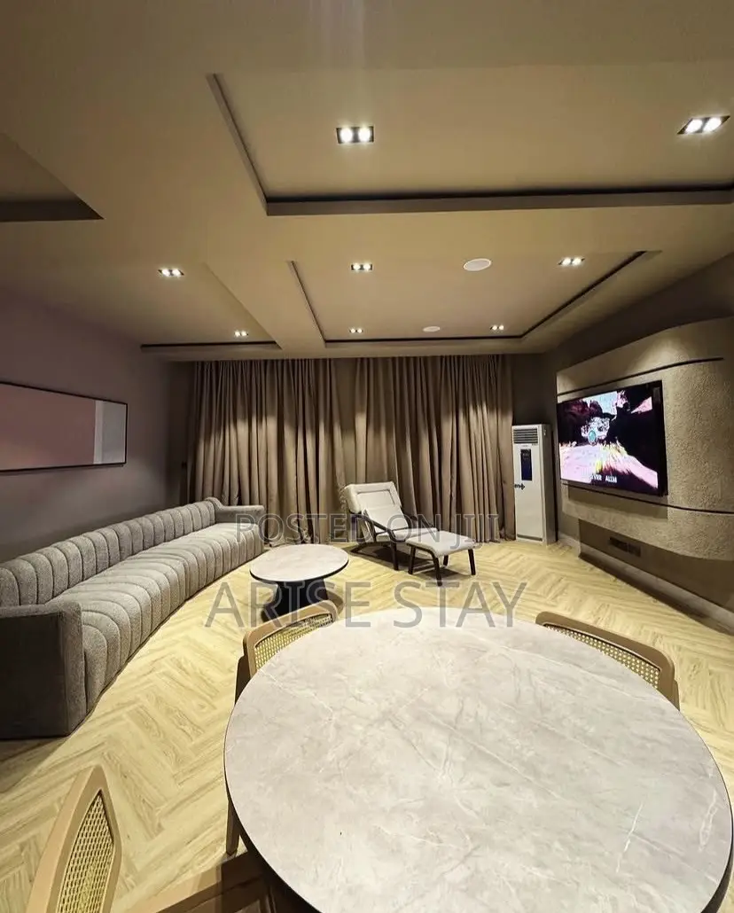 2-Bedroom Penthouse Loft With Pool & Gym | Ikeja Gra