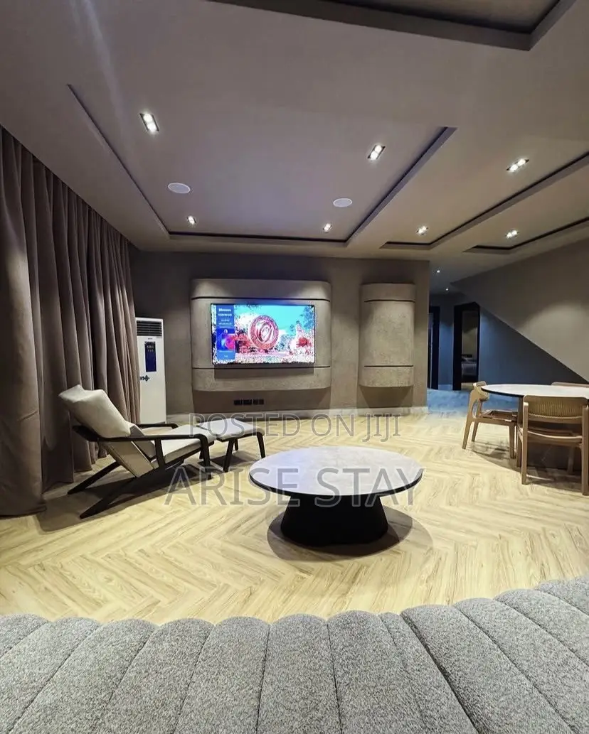2-Bedroom Penthouse Loft With Pool & Gym | Ikeja Gra