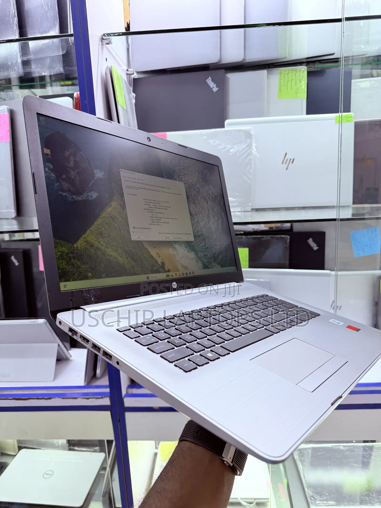 Laptop HP 17-3000 8GB Intel Core i7 SSD 128GB