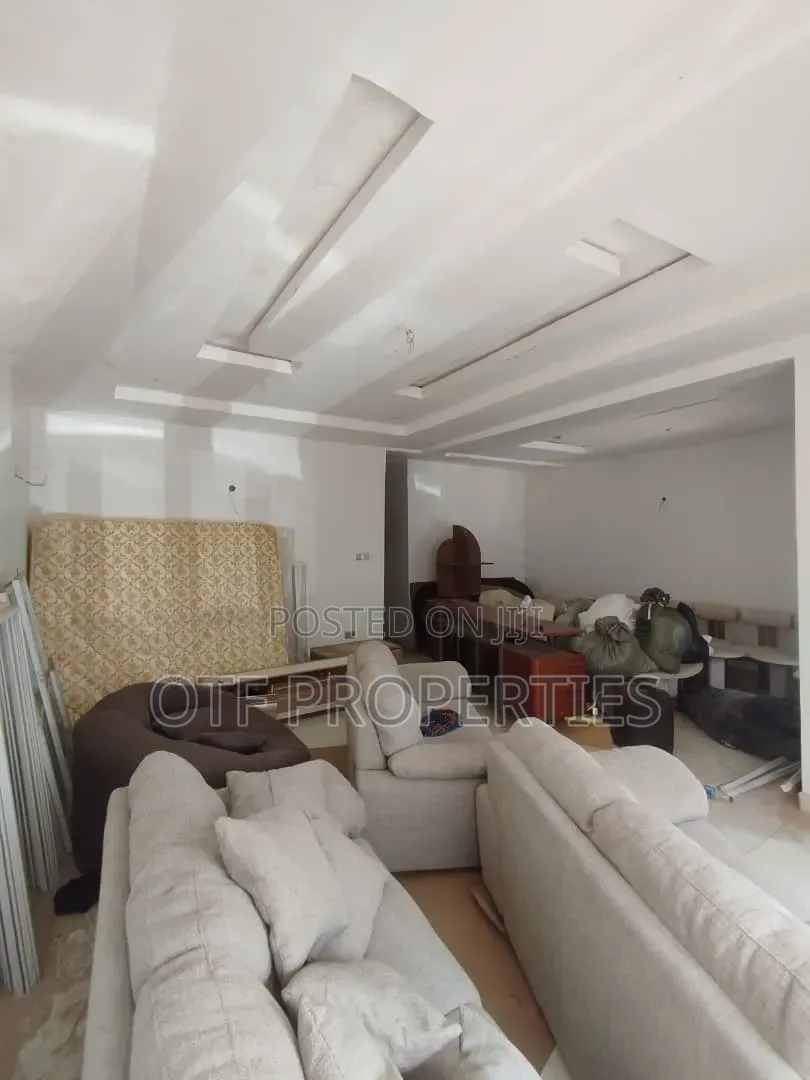 4bdrm Duplex in Mabushj, Mabushi for rent