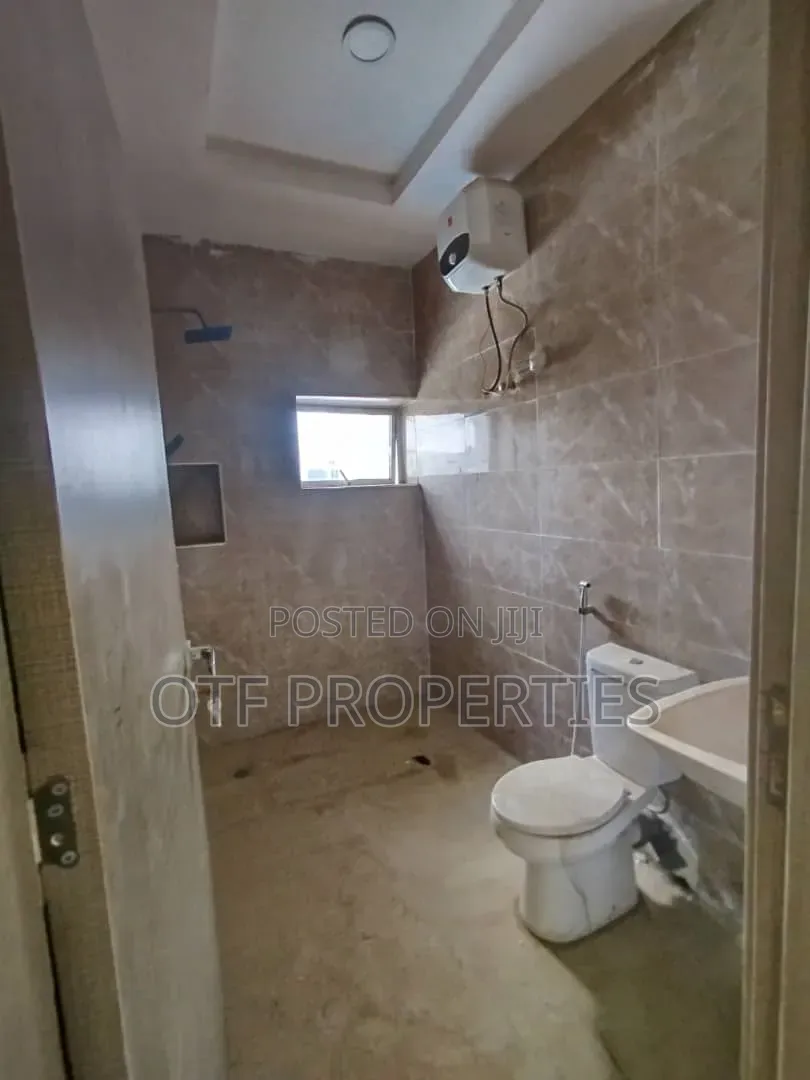 4bdrm Duplex in Mabushj, Mabushi for rent