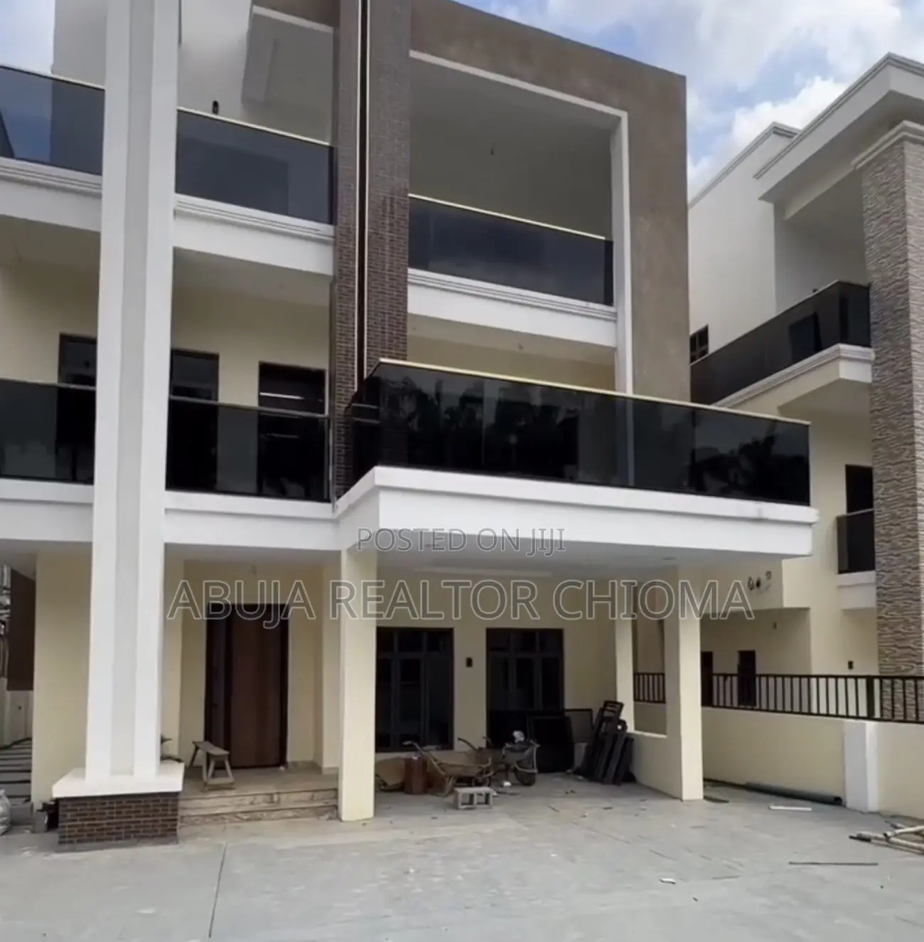 5bdrm Duplex in Gwarinpa Main, Abuja for sale