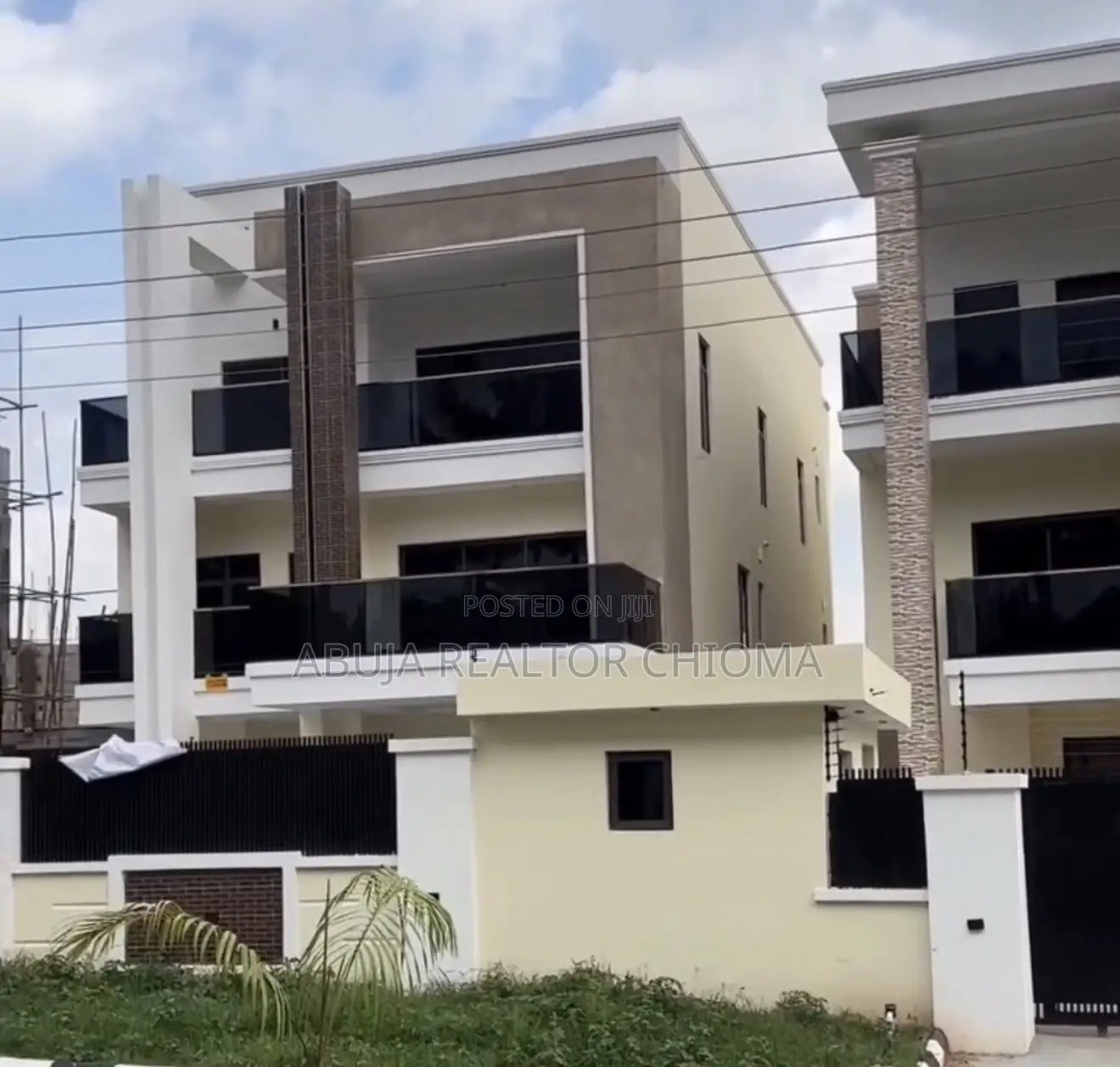 5bdrm Duplex in Gwarinpa Main, Abuja for sale