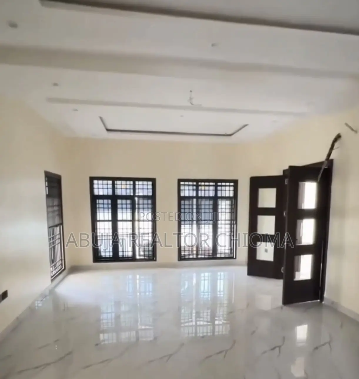 5bdrm Duplex in Gwarinpa Main, Abuja for sale
