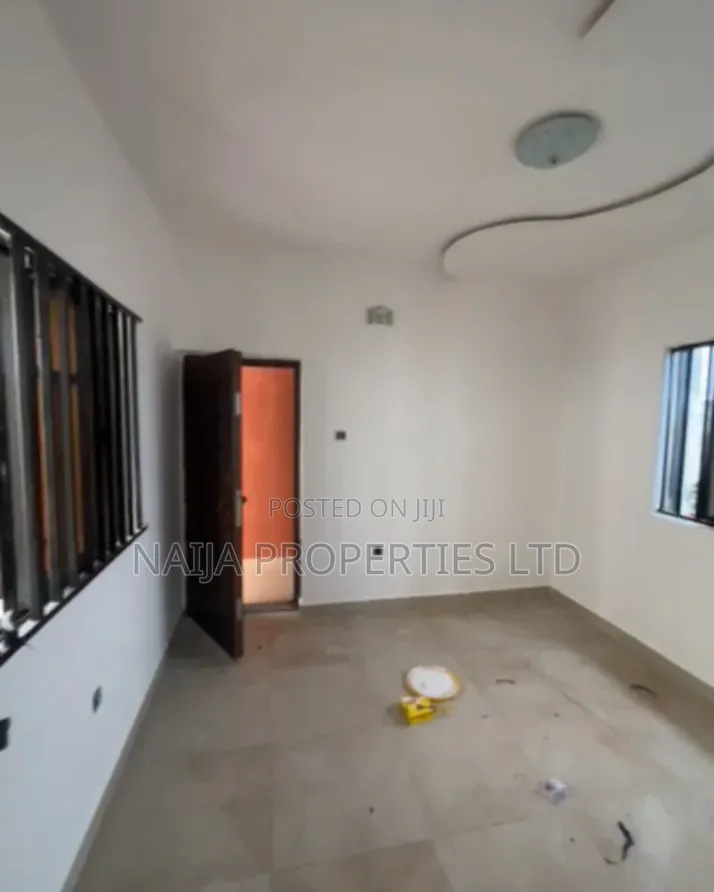 Mini Flat in Orchid, Ikota for rent