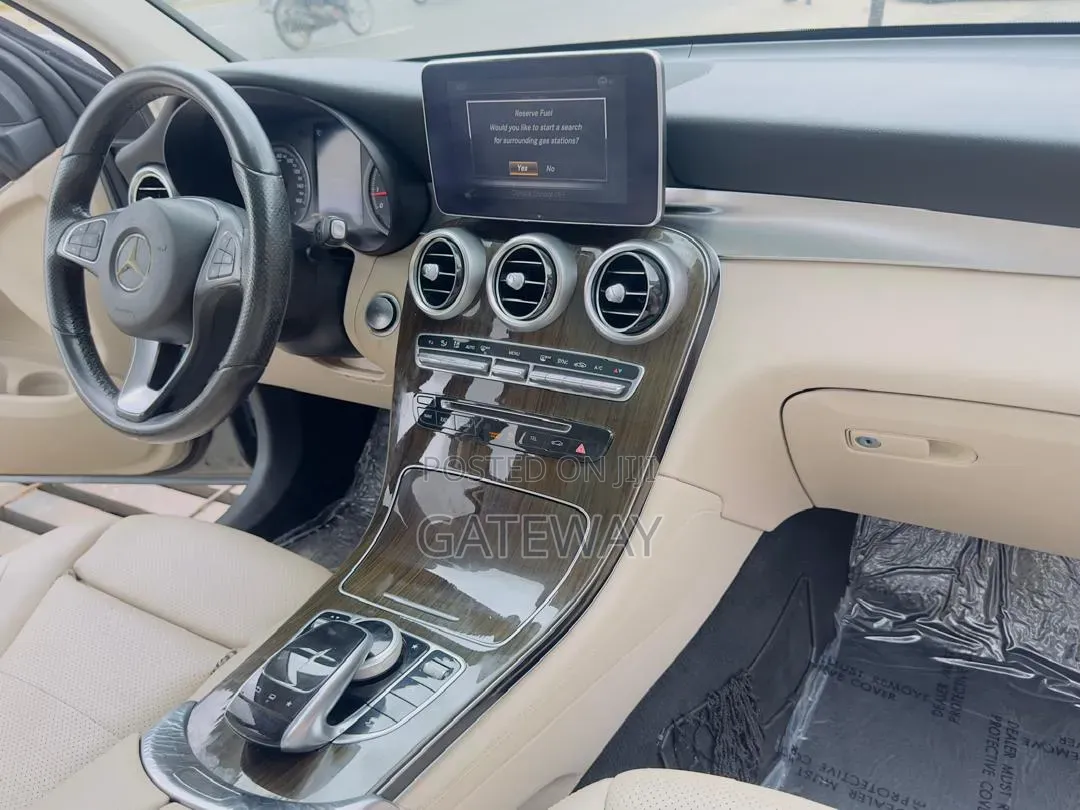 Mercedes-Benz GLC-Class 2016 Gray