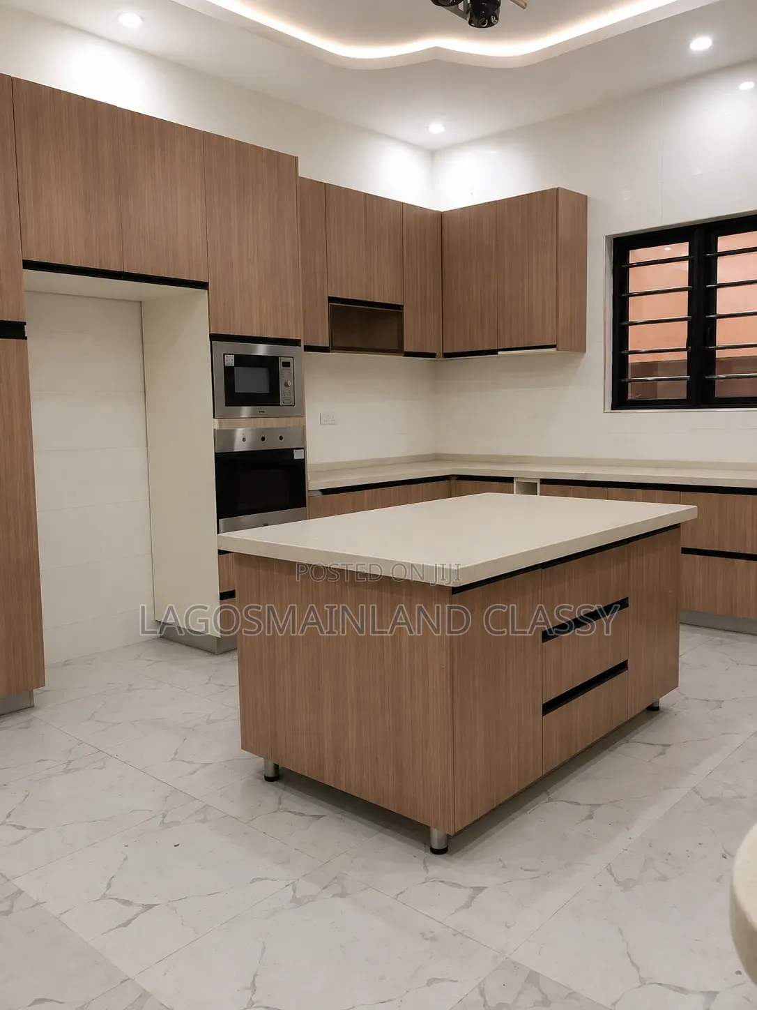5bdrm Duplex in Magodo Phase 2 for sale
