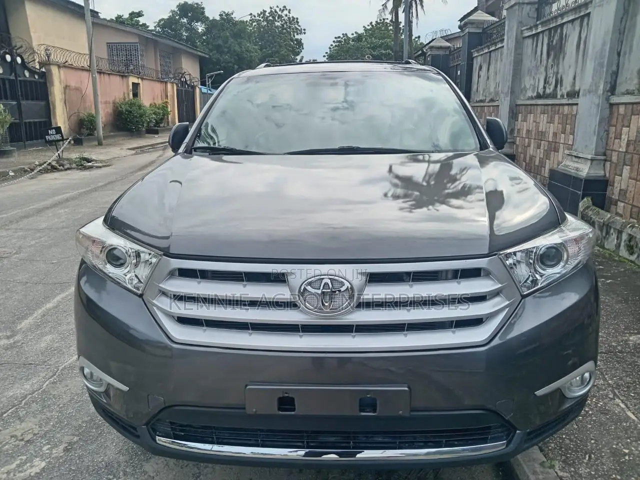 Toyota Highlander Limited 2011 Gray