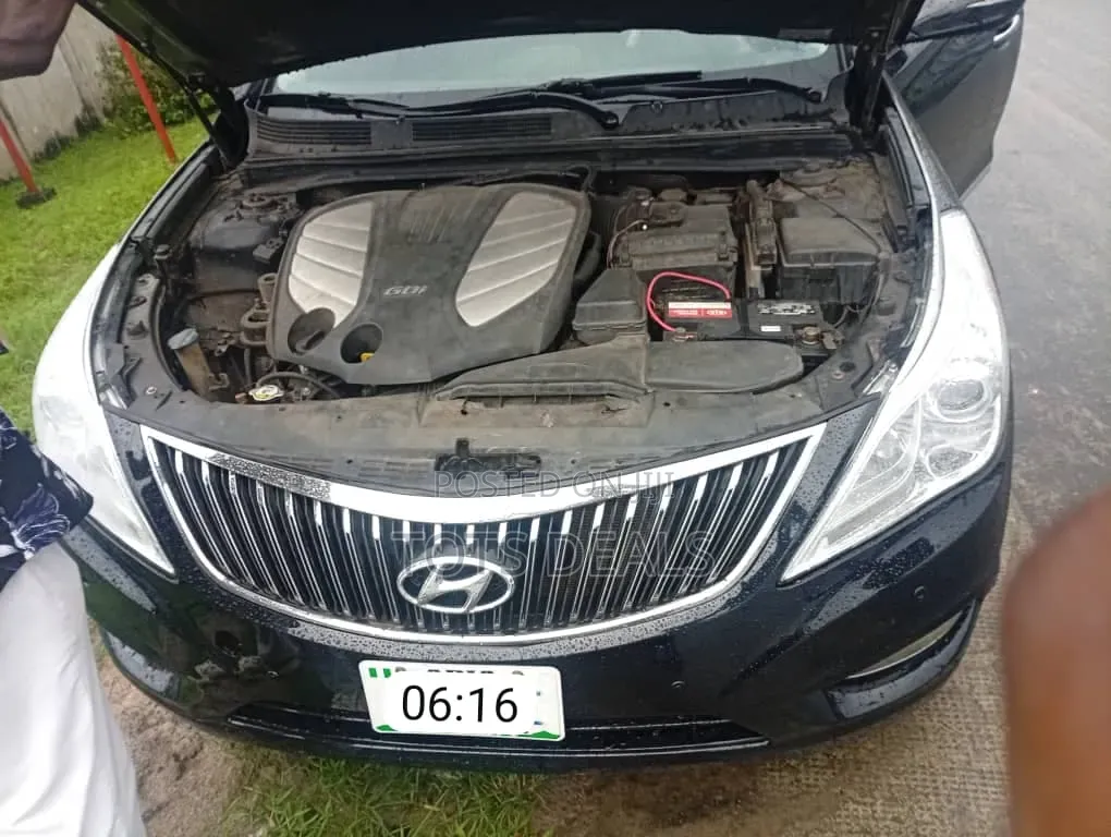 Hyundai Azera 3.3L 2013 Black