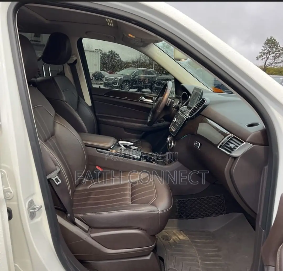Mercedes-Benz GLE-Class 2016 White