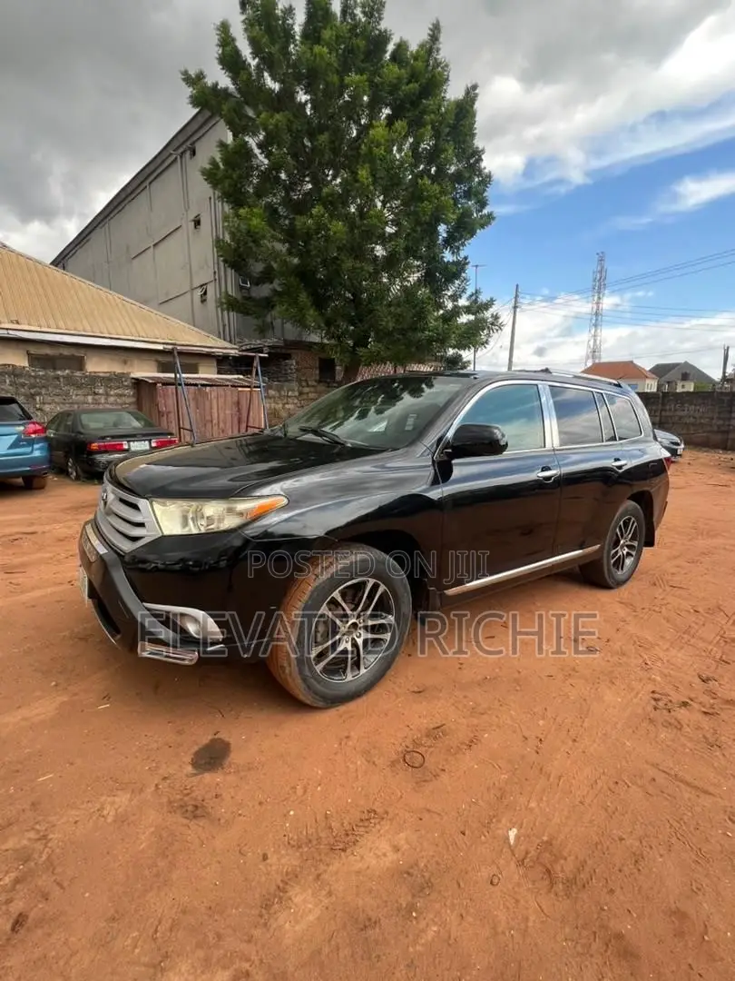 Toyota Highlander 2013 Black