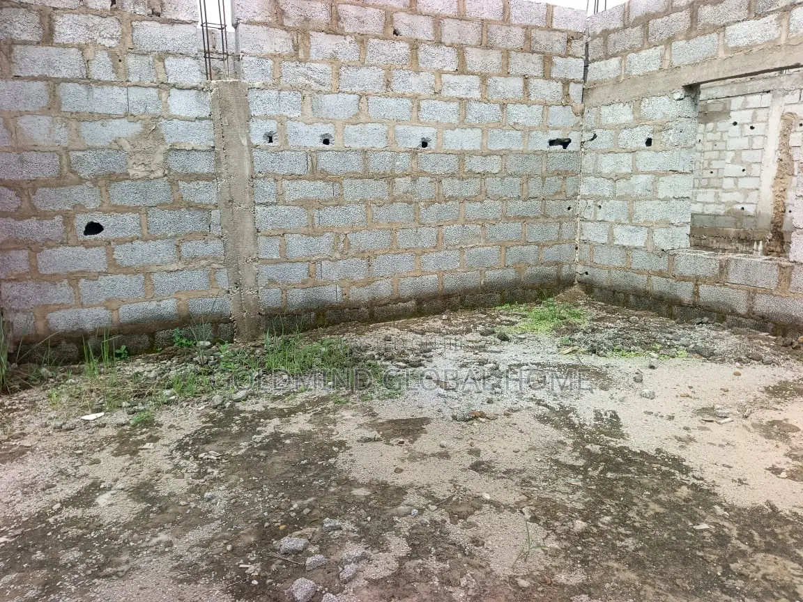 5bdrm Duplex in Dorita Estate, FHA for sale