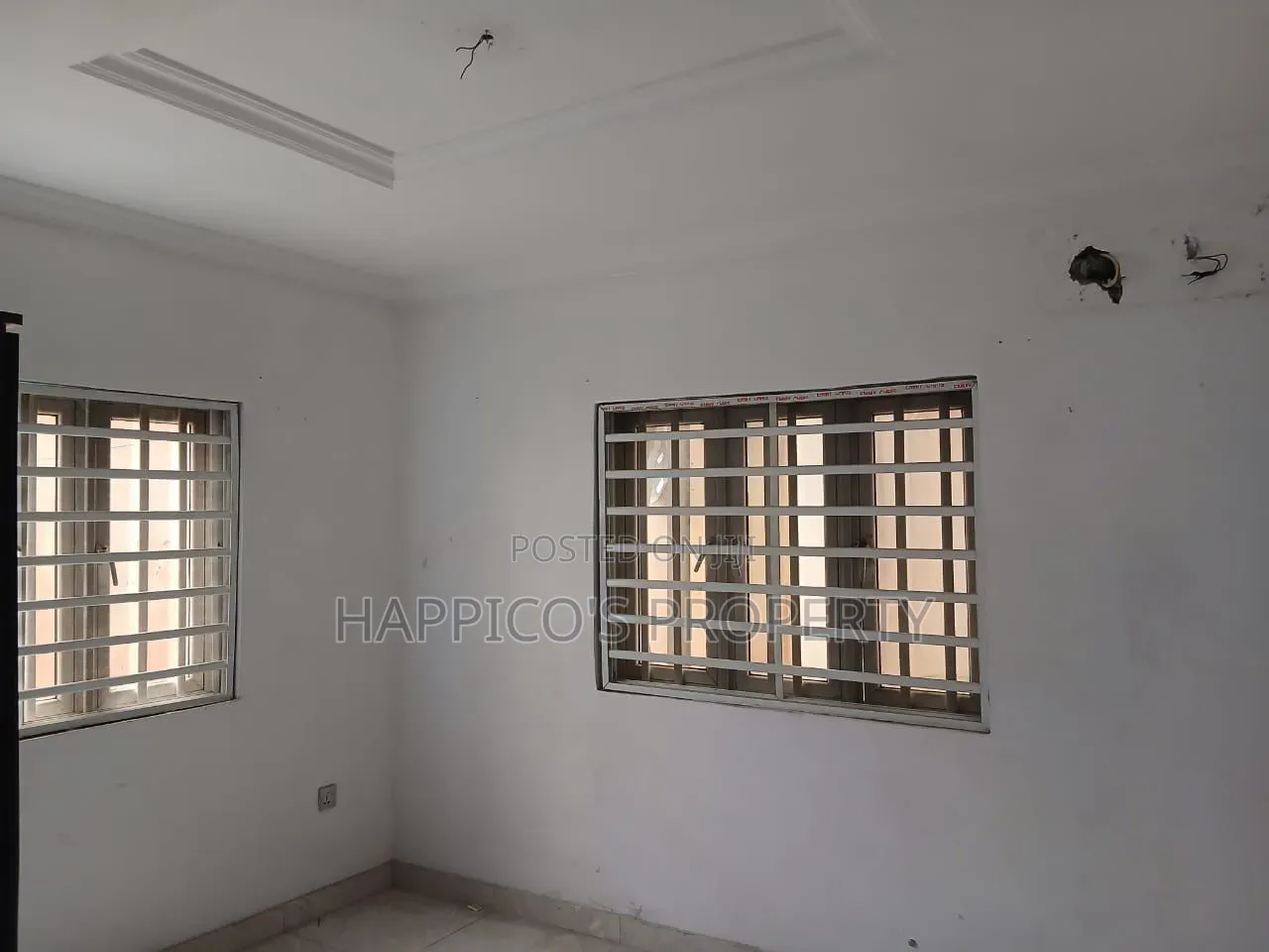 3bdrm Block of Flats in Alagomeji for rent