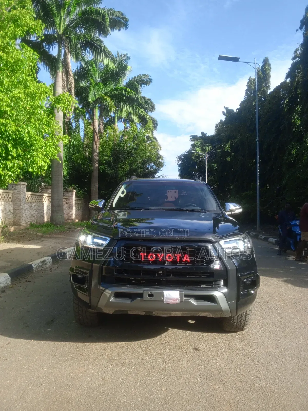 Toyota Hilux SR 4x4 2015 Black