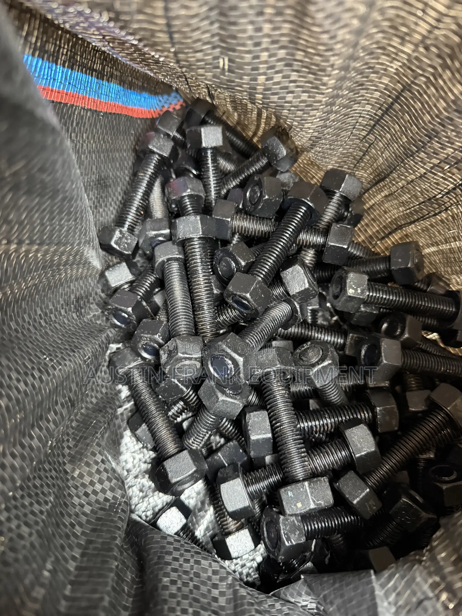 5/8 X100 Mm Stud Bolt and Nuts