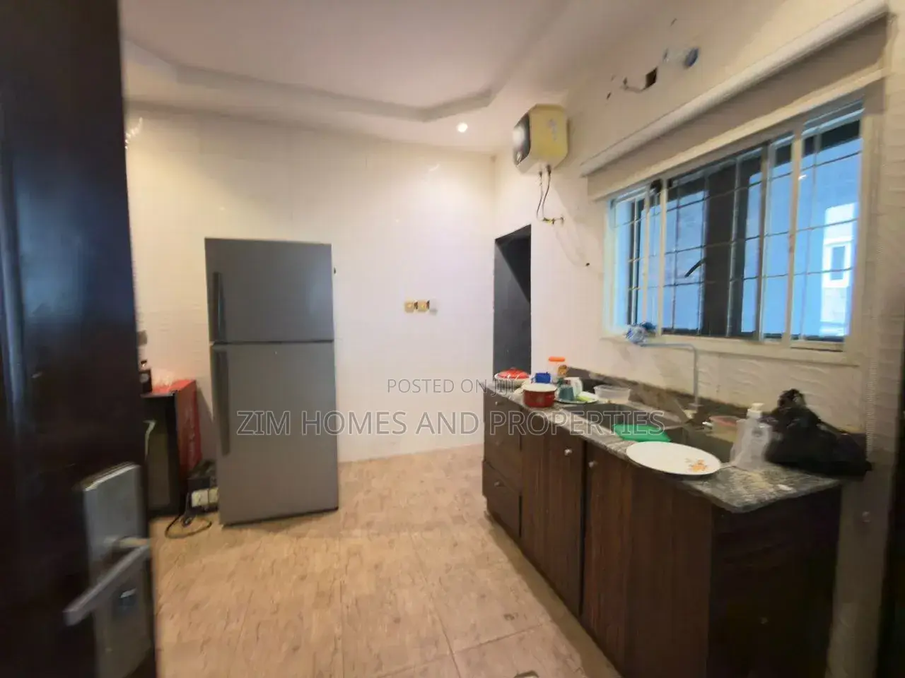 3bdrm Apartment in Zim Homes And, Wuye for rent