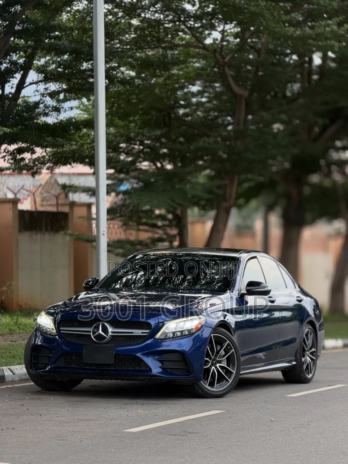 Mercedes-Benz C43 2019 Blue