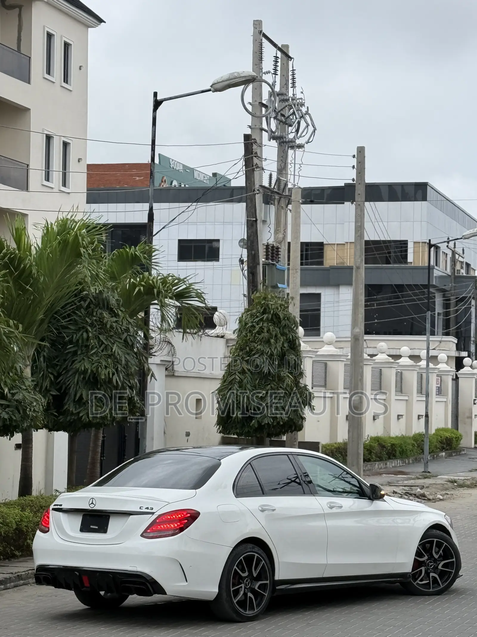 Mercedes-Benz C450 2016 White