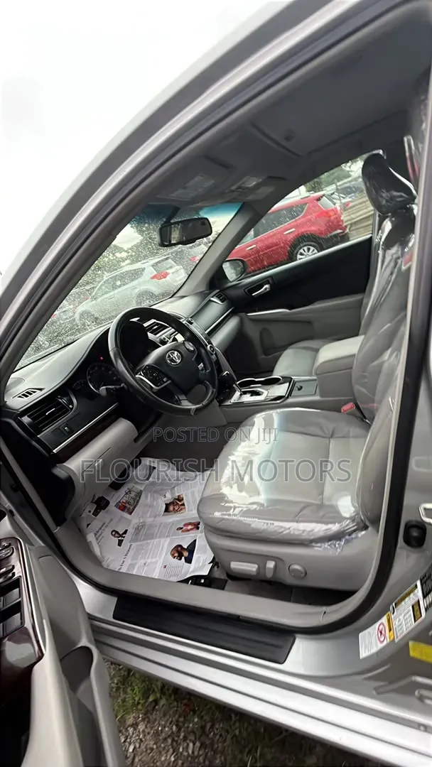 Toyota Camry 2013 Silver