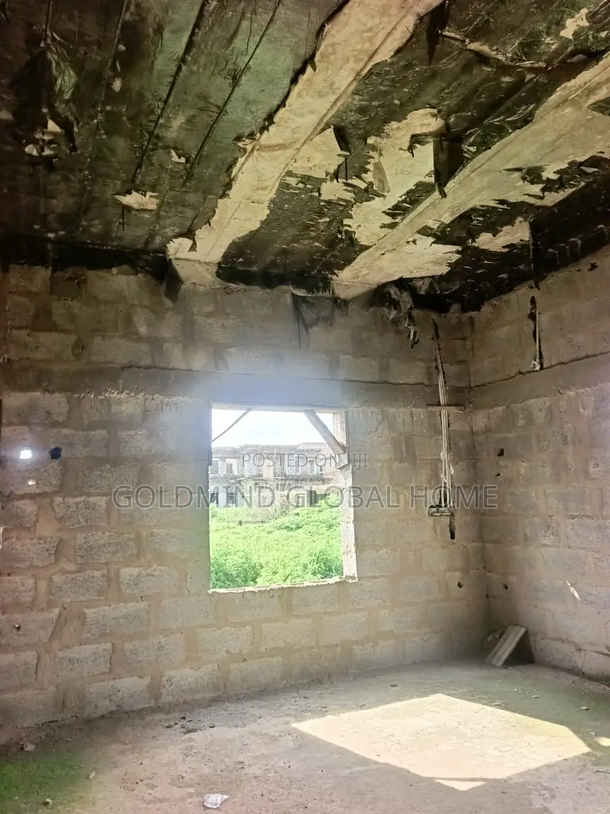 4bdrm Duplex in Dorita Estate, FHA for sale