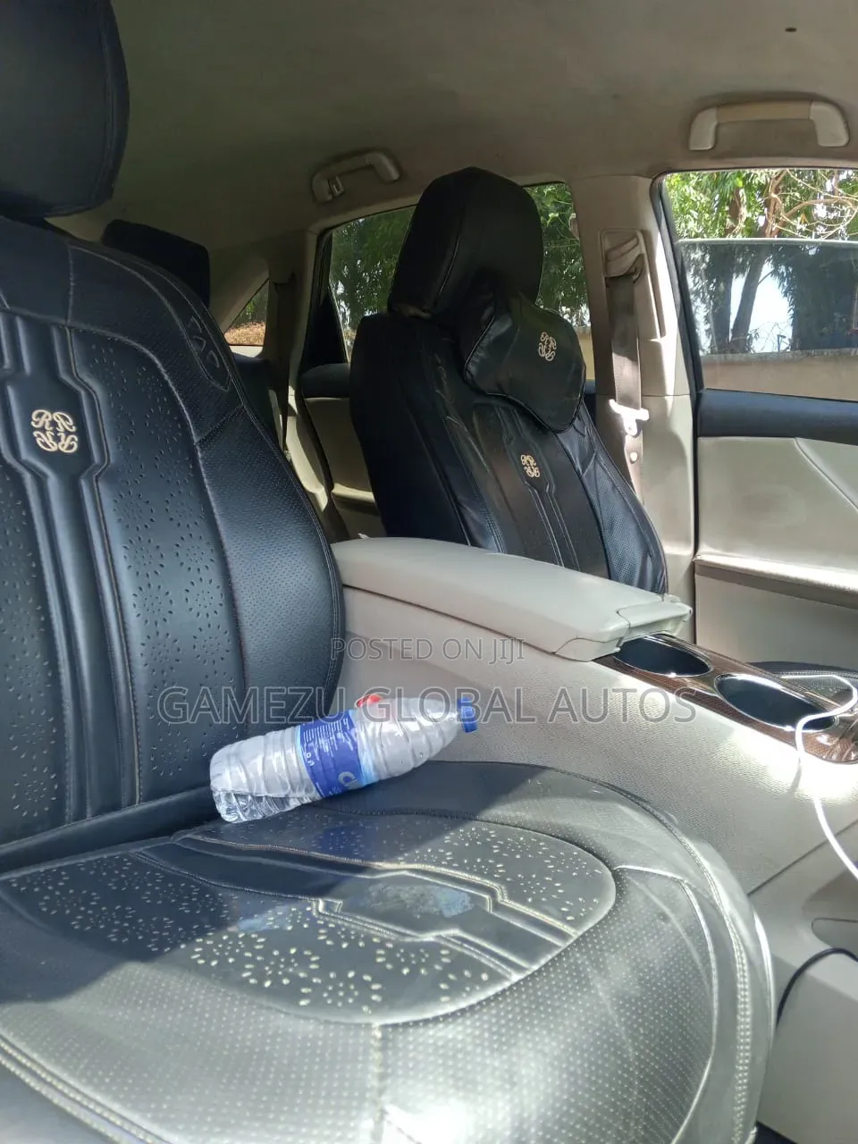 Toyota Venza LE 2012 Silver