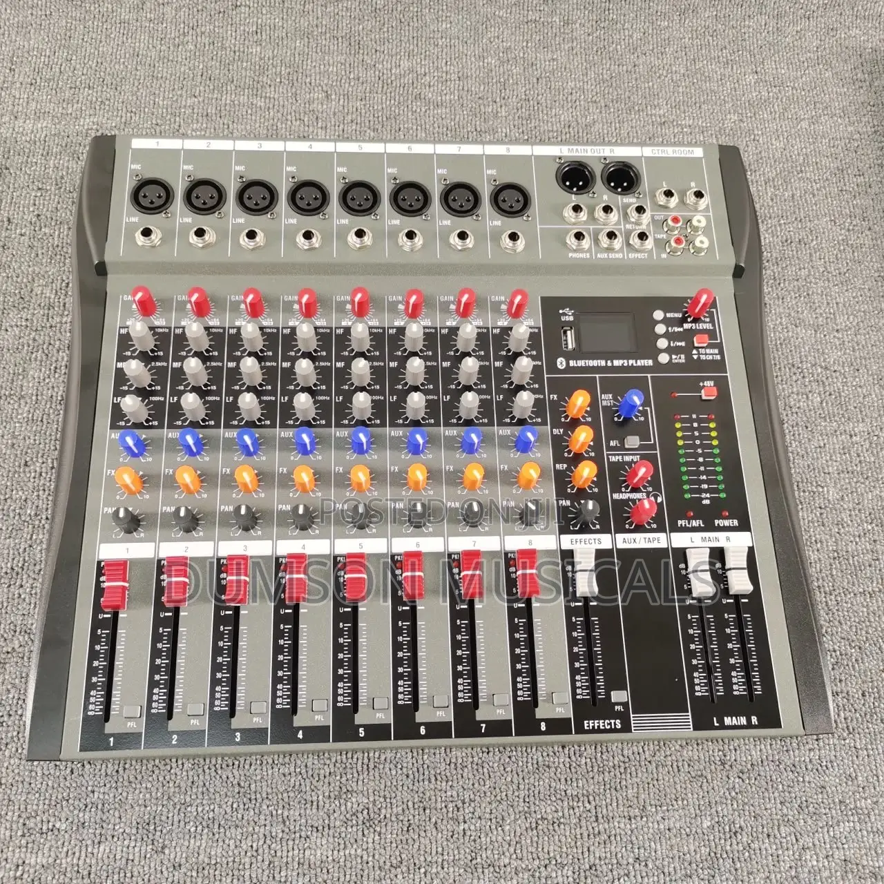 Yamaha 8 Channels Mixer