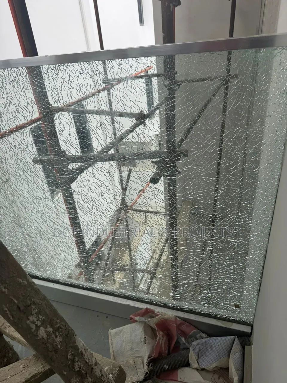 Cracked Glass Handrails Design